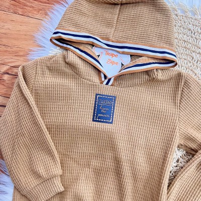 Conj. Casaco com Capuz Have This Power e Calça em Malha Wafle - Caramelo